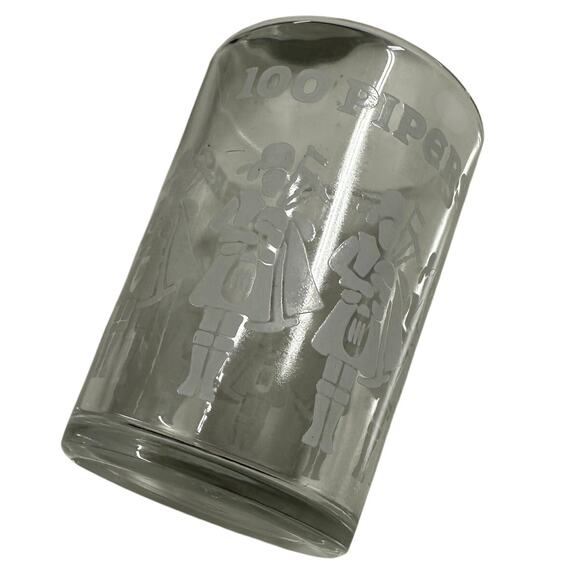 Vintage Seagram's 100 Pipers Scotch Whiskey Shot Glasses Set of 3 Good Condition - Picture 2 of 5